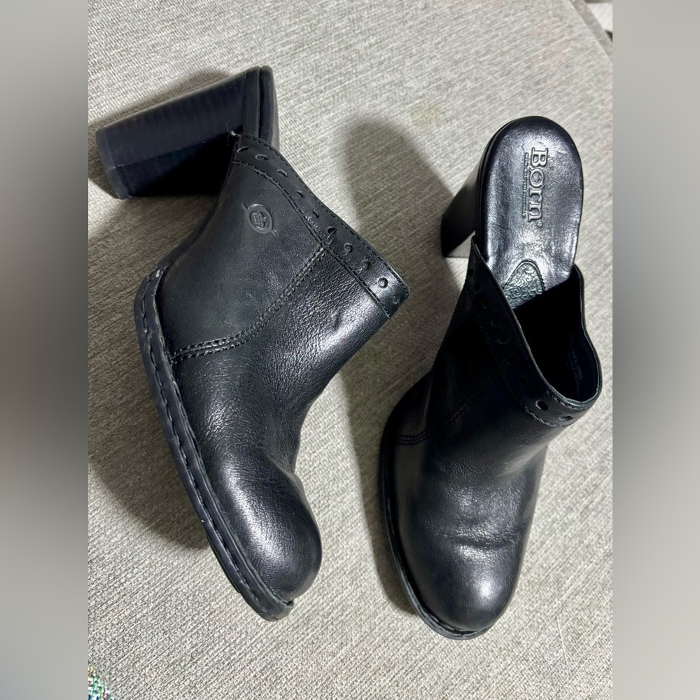 Born black Leather Heeled Mules Sz 9
